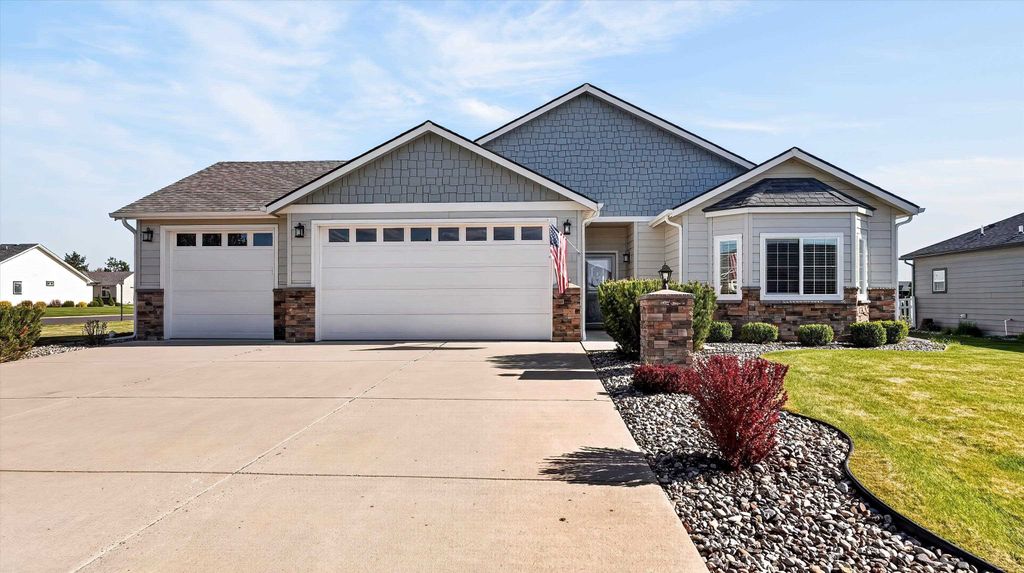 1432 E Sawgrass Ln, Deer Park, WA 99006