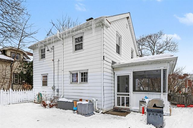 1920 S West Avenue, Jackson, MI 49203