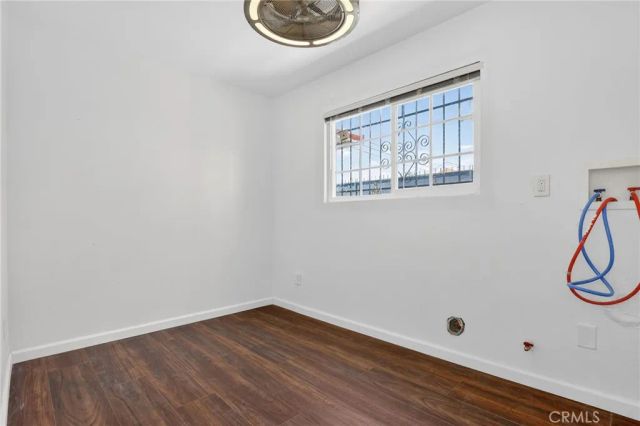 7607 8th Avenue, Los Angeles, CA 90043