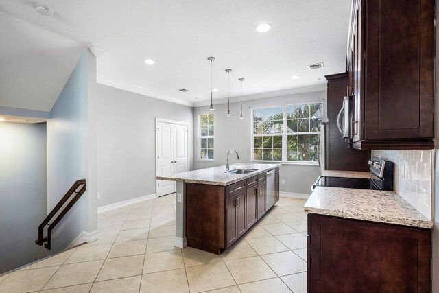 224 S Federal Highway 4, Lake Worth Beach, FL 33460