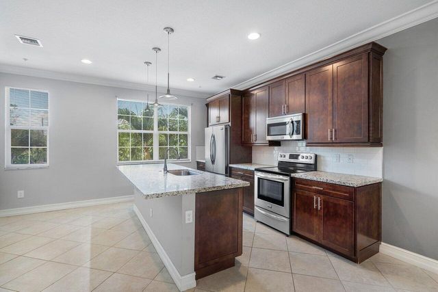 224 S Federal Highway 4, Lake Worth Beach, FL 33460