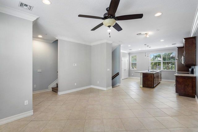 224 S Federal Highway 4, Lake Worth Beach, FL 33460