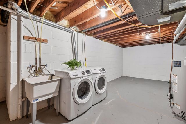 1120 Unity Avenue N, Golden Valley, MN 55422