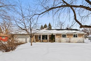 1120 Unity Avenue N, Golden Valley, MN 55422