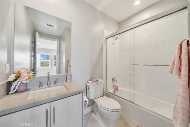 190 Orange, Lake Forest, CA 92630
