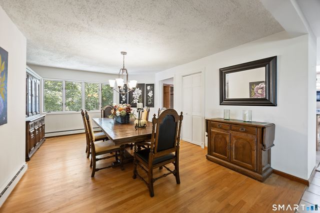 25 Juniper Road, Middlebury, CT 06762