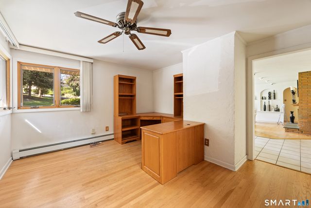 25 Juniper Road, Middlebury, CT 06762