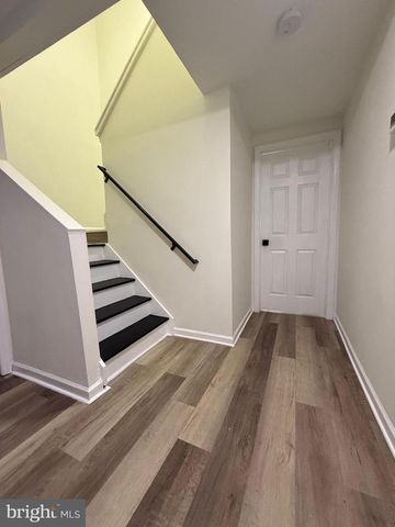516 COLUMBUS RD, Burlington, NJ 08016