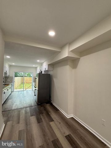 516 COLUMBUS RD, Burlington, NJ 08016