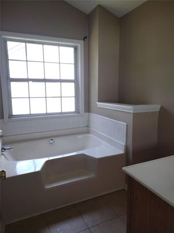 2588 Rainmaker Drive, Decatur, GA 30034