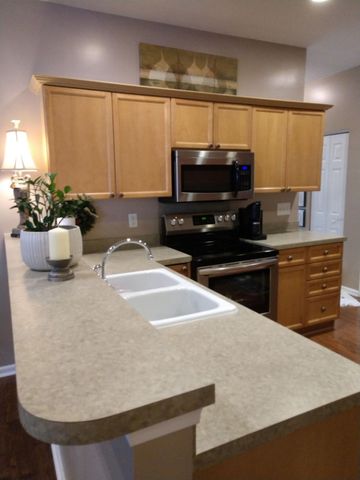 8800 Dorchester Road 1601, North Charleston, SC 29420