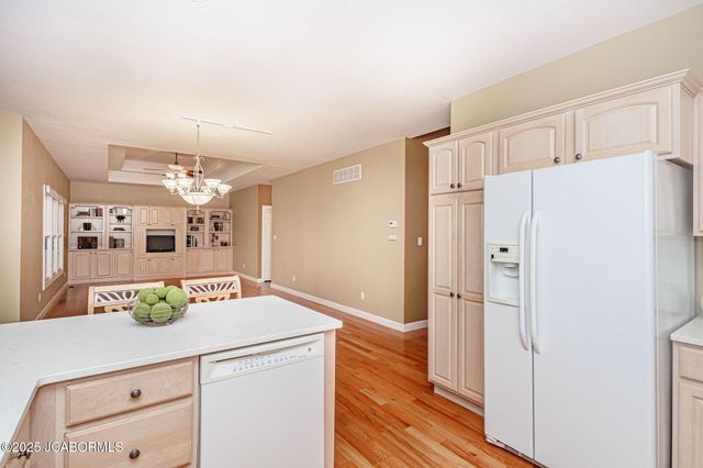 221 MADELINES PARK CIRCLE, Jefferson City, MO 65109