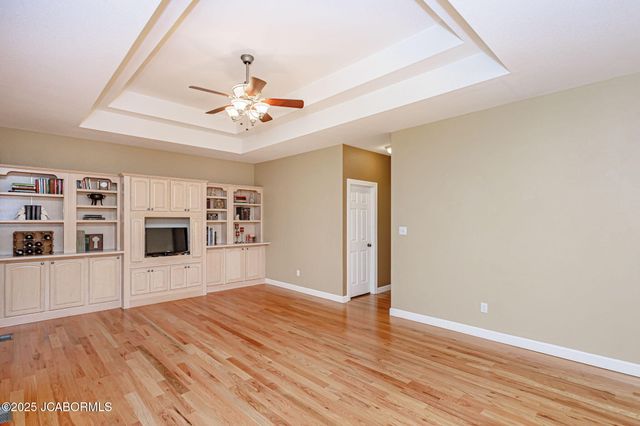 221 MADELINES PARK CIRCLE, Jefferson City, MO 65109