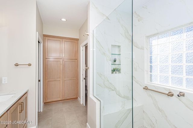 221 MADELINES PARK CIRCLE, Jefferson City, MO 65109