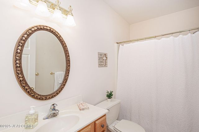 221 MADELINES PARK CIRCLE, Jefferson City, MO 65109