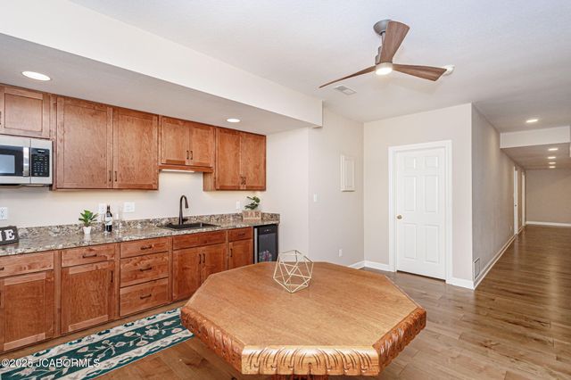 221 MADELINES PARK CIRCLE, Jefferson City, MO 65109