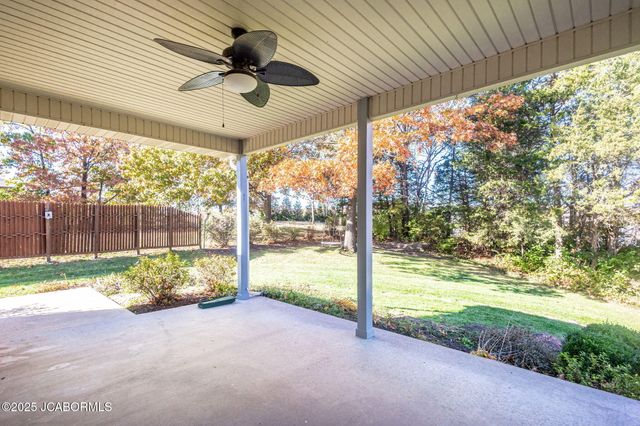 221 MADELINES PARK CIRCLE, Jefferson City, MO 65109