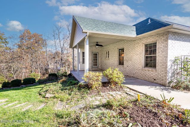221 MADELINES PARK CIRCLE, Jefferson City, MO 65109