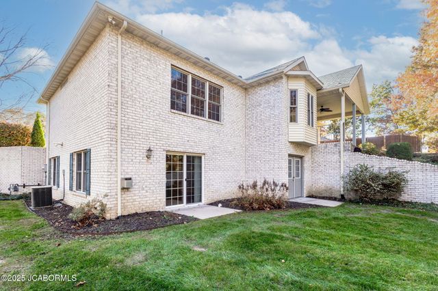 221 MADELINES PARK CIRCLE, Jefferson City, MO 65109