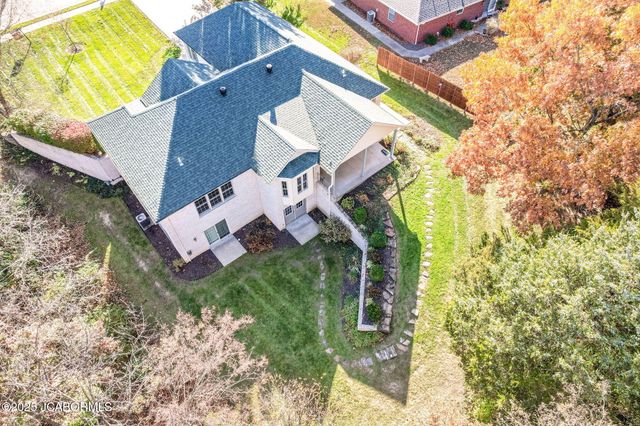 221 MADELINES PARK CIRCLE, Jefferson City, MO 65109