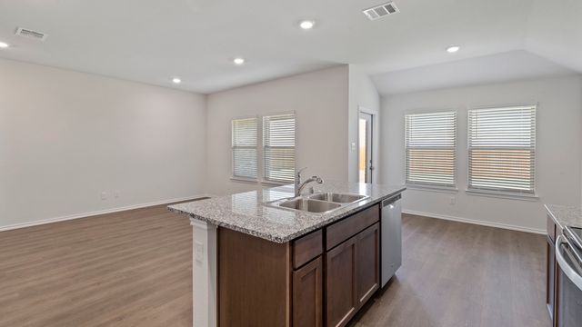 3311 Melissa Lane, Ennis, TX 75119