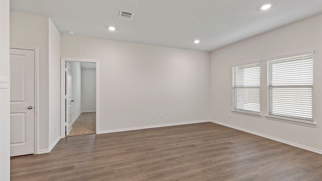 3311 Melissa Lane, Ennis, TX 75119