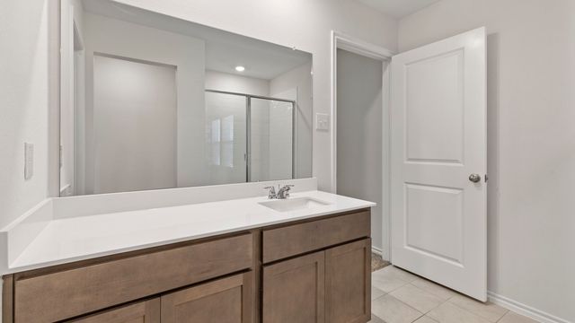 3311 Melissa Lane, Ennis, TX 75119