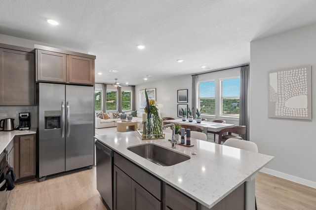 8112 Turning Leaf CIR, Lago Vista, TX 78645