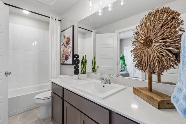 8112 Turning Leaf CIR, Lago Vista, TX 78645