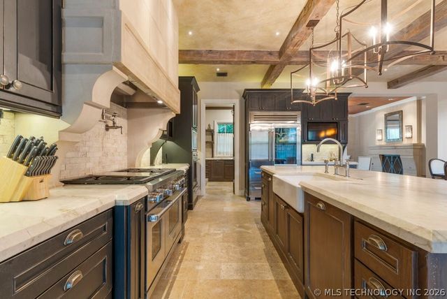 19433 E Clear Brook Road, Owasso, OK 74055