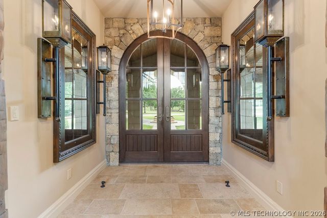 19433 E Clear Brook Road, Owasso, OK 74055