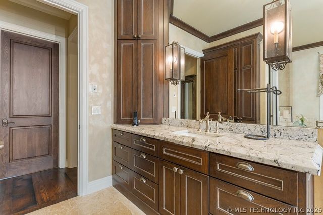 19433 E Clear Brook Road, Owasso, OK 74055