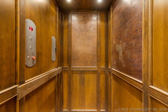 19433 E Clear Brook Road, Owasso, OK 74055