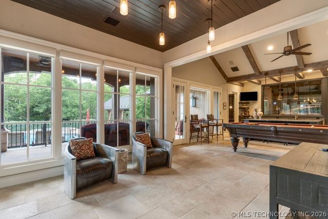 19433 E Clear Brook Road, Owasso, OK 74055