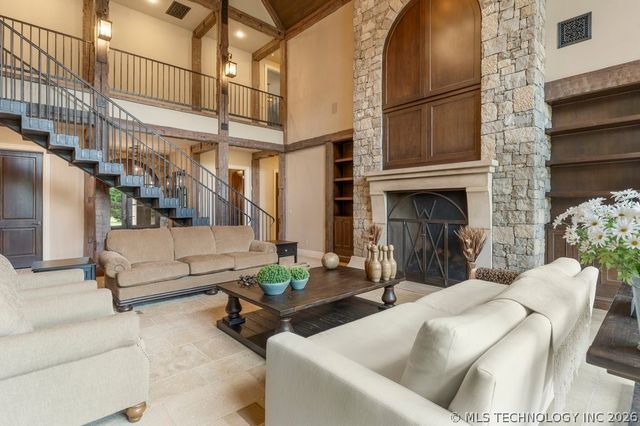 19433 E Clear Brook Road, Owasso, OK 74055