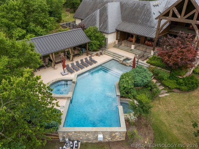 19433 E Clear Brook Road, Owasso, OK 74055