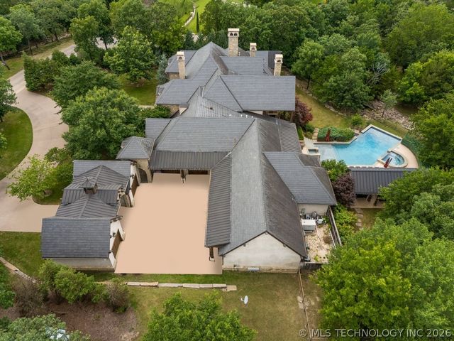 19433 E Clear Brook Road, Owasso, OK 74055