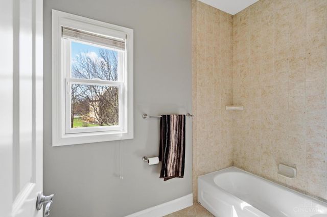 4065 Village Ridge Drive, Deerfield Twp., OH 45040