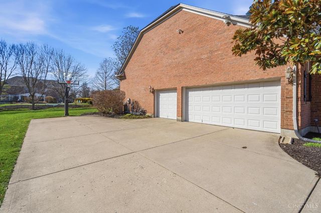 4065 Village Ridge Drive, Deerfield Twp., OH 45040