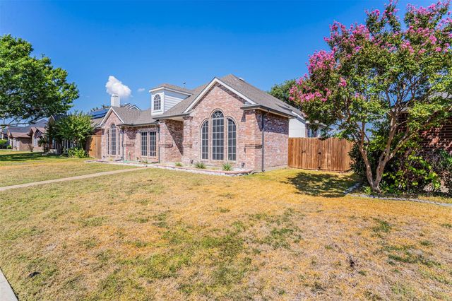 8409 Lake Bend Drive, Rowlett, TX 75088