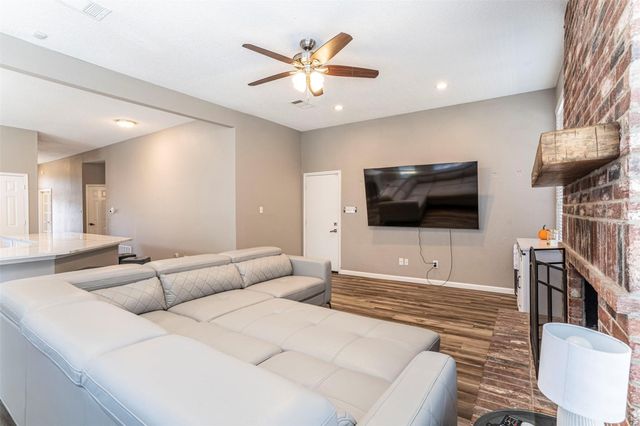 8409 Lake Bend Drive, Rowlett, TX 75088