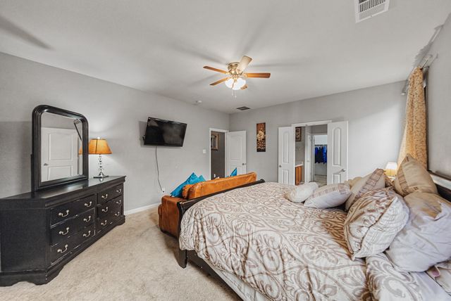 2820 Gardendale Drive, Fort Worth, TX 76120