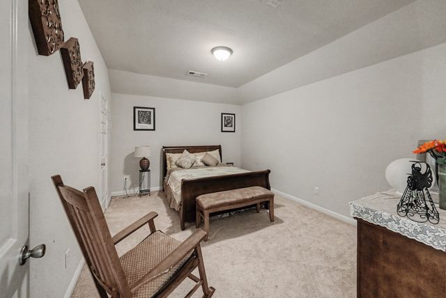 2820 Gardendale Drive, Fort Worth, TX 76120