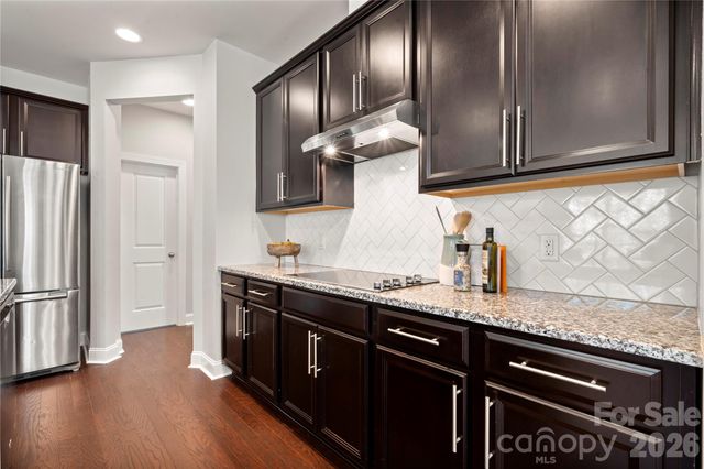 15504 Oleander Drive, Charlotte, NC 28278
