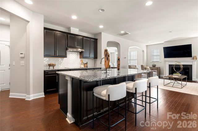15504 Oleander Drive, Charlotte, NC 28278