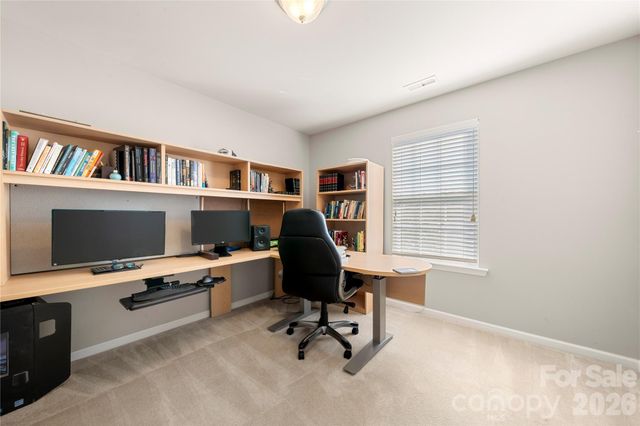 15504 Oleander Drive, Charlotte, NC 28278