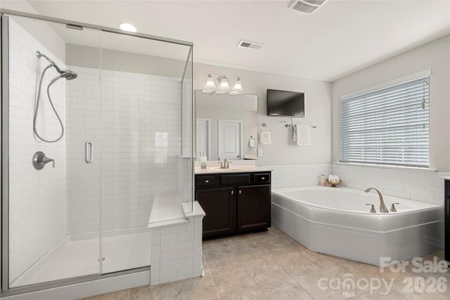 15504 Oleander Drive, Charlotte, NC 28278