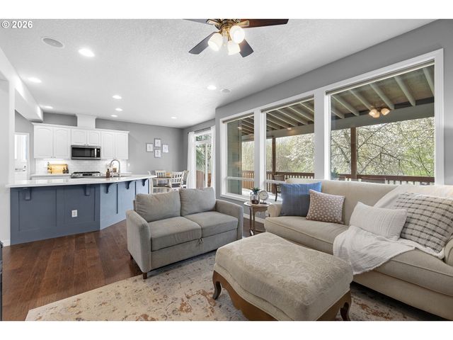 22511 Sw DEWEY Dr, Sherwood, OR 97140