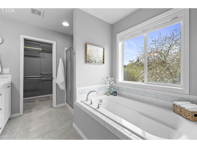 22511 Sw DEWEY Dr, Sherwood, OR 97140