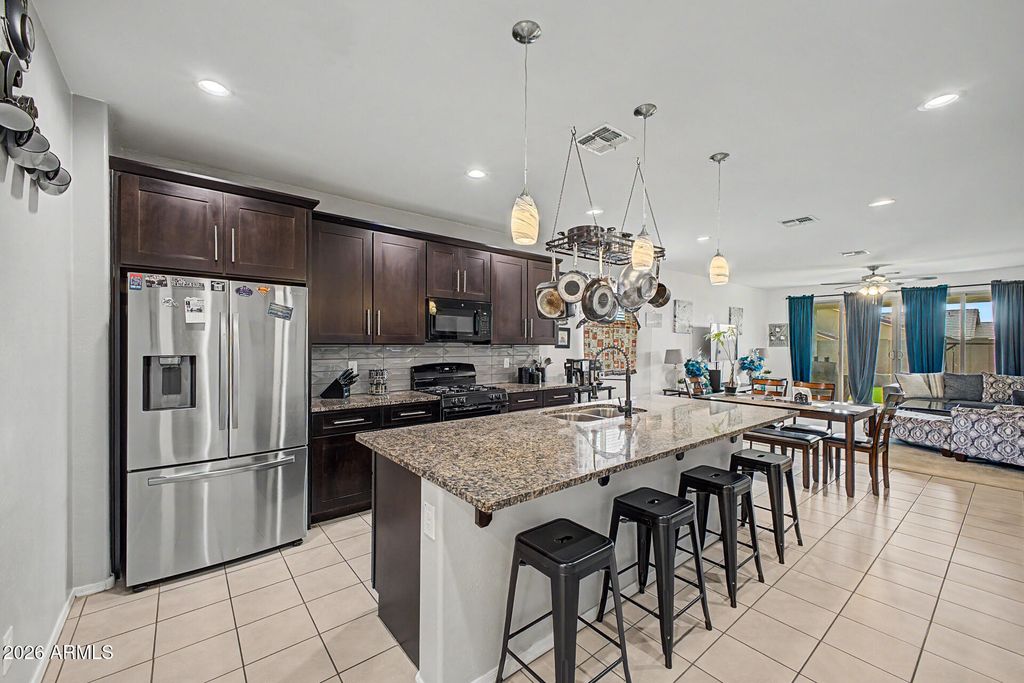 18025 W HILTON Avenue, Goodyear, AZ 85338 — photo 5